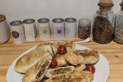 Thumbnail for Blätterteigtaschen mit Zucchini-Paprika-Füllung