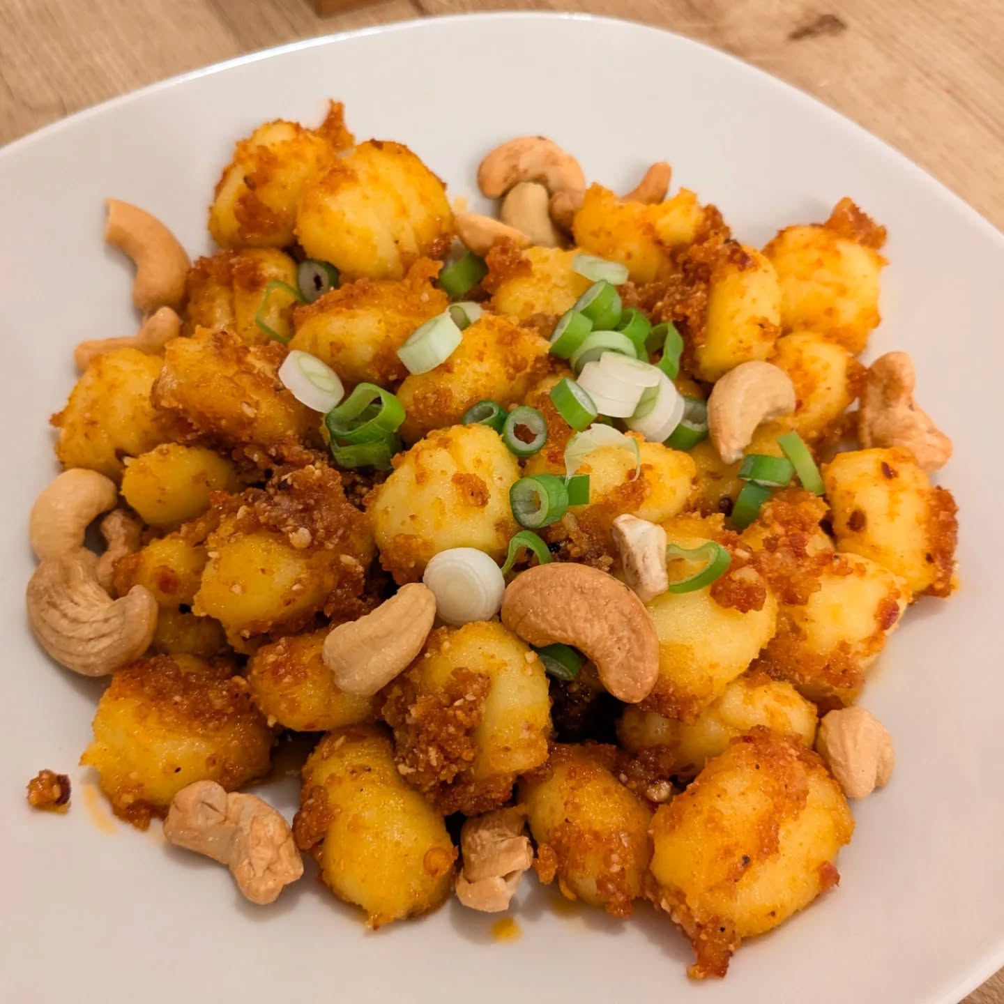 Thumbnail for Gnocchi mit Crunch-Pesto