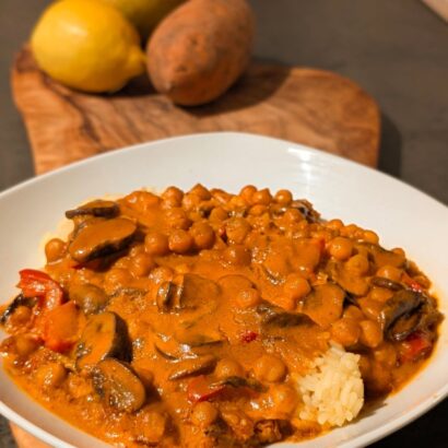 Massaman Curry mit Champignons und Kichererbsen