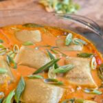 Maultaschen in Curry-Kokos-Sauce