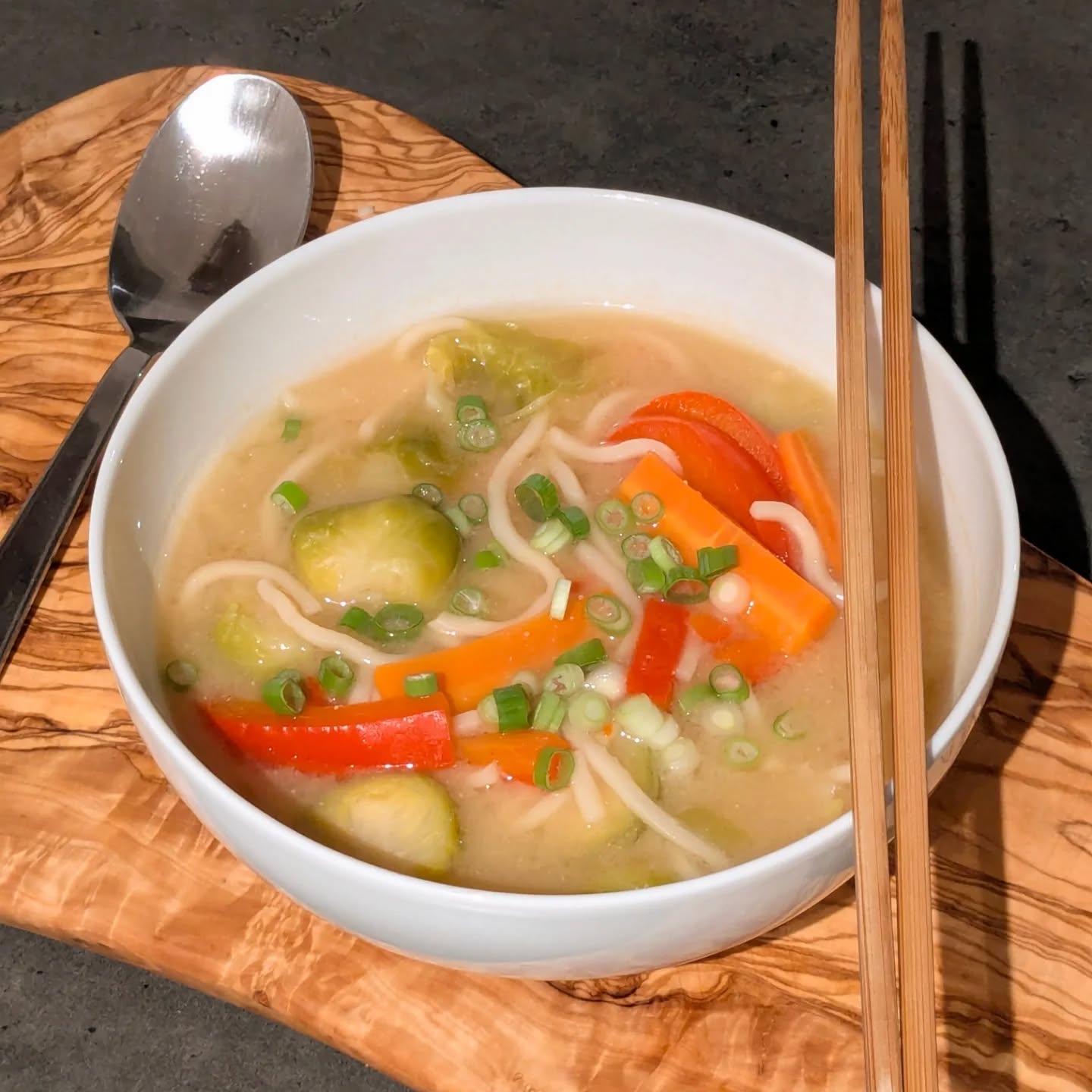 Miso-Suppe ist eine japanische Suppe