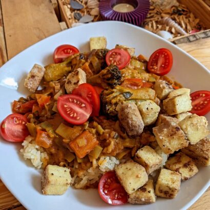 Panang Thai Curry mit Tofu und verschiedneen Gemüse