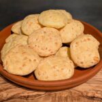 Pão de Queijo (brasilianische Käsebällchen)