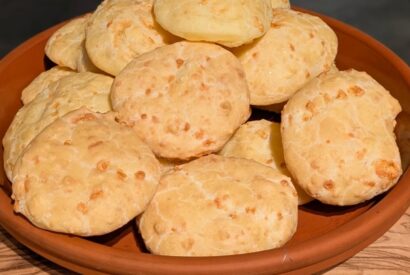 Thumbnail for Pão de Queijo (brasilianische Käsebällchen)